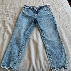 Abercrombie & Fitch The Mom High Rise jeans